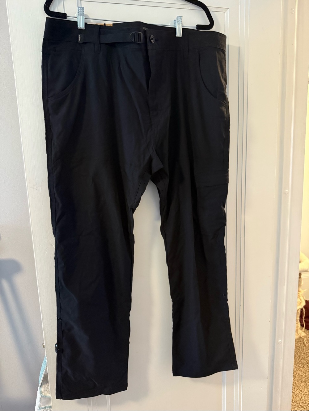 40x30 Black prAna Zion Pant